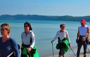 Nordic-Walking-Gruppe der NaturFreunde auf Rügen